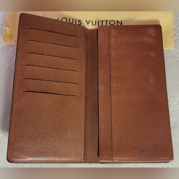 Authentic LouisVuitton Monogram Porte Cartes Credit  Wallet - Picture 4 of 13
